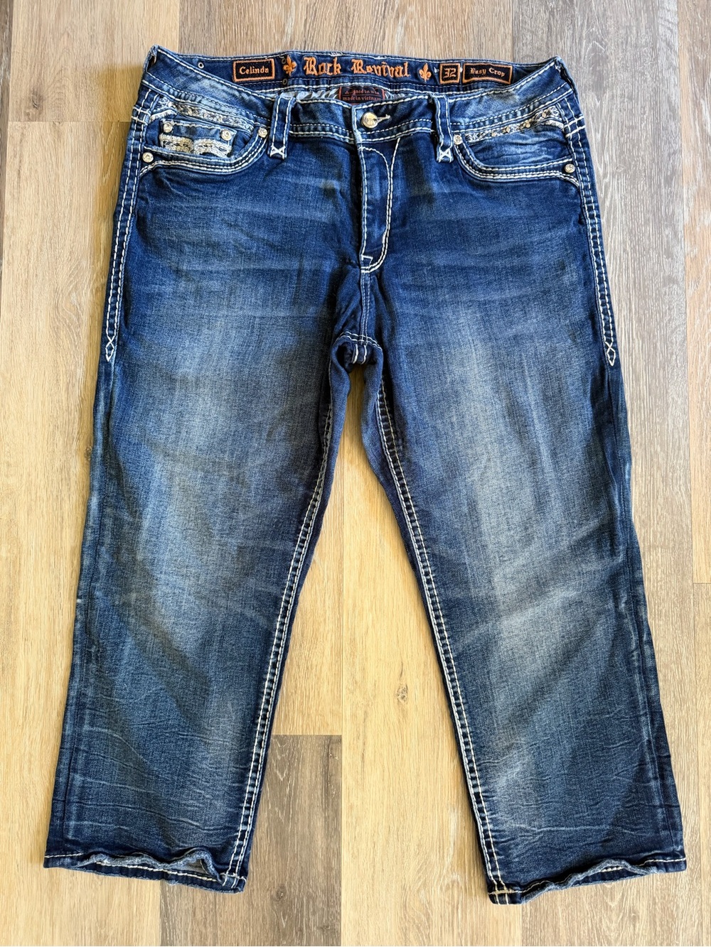 Rock Revival Easy Crop Size 32